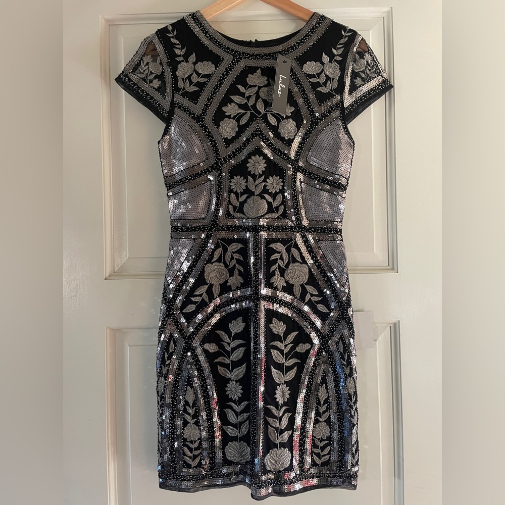 NWT Lulus body con dress